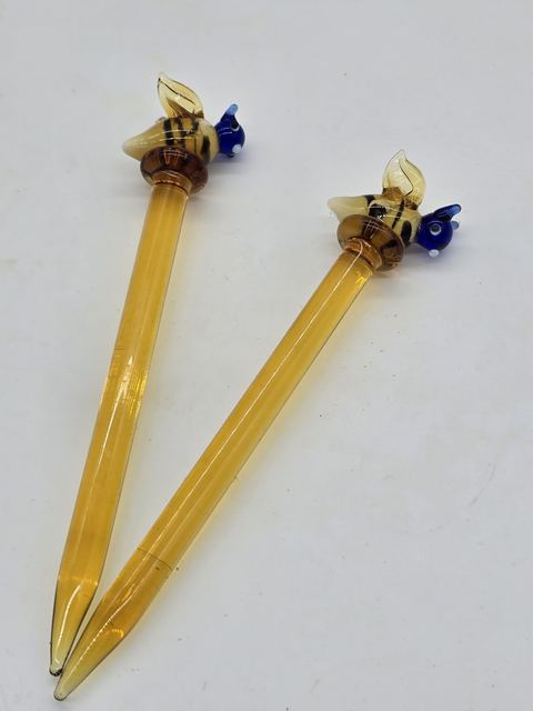 Glass Dabber - Bee (each)