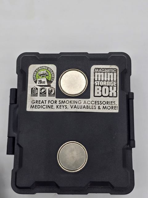 Magnetic Mini Storage Box