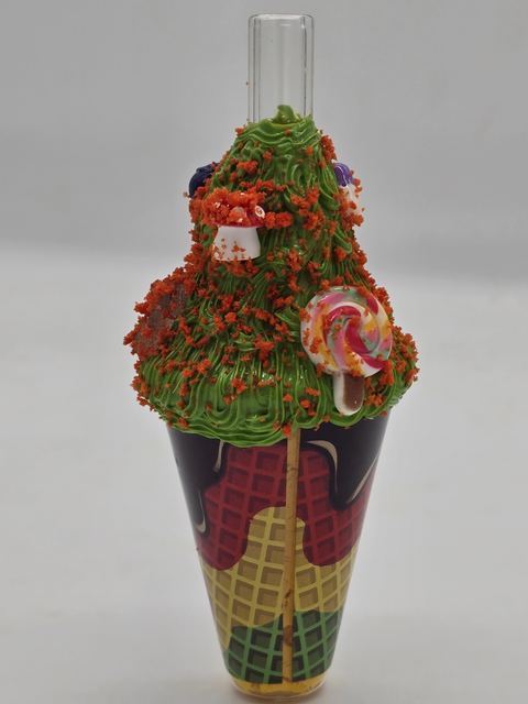 Glass Ice Cream Hand Pipe