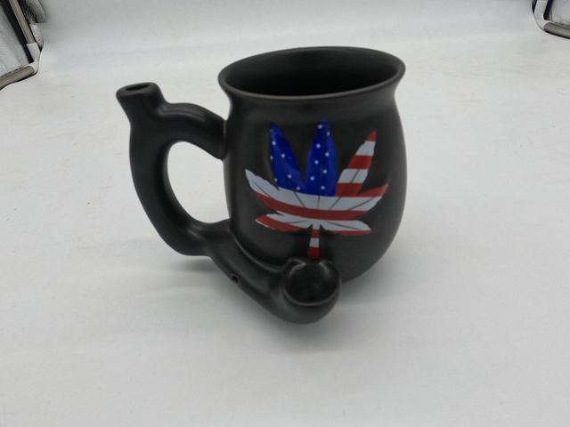 American Flag Weed Leaf Ceramic pipe mug