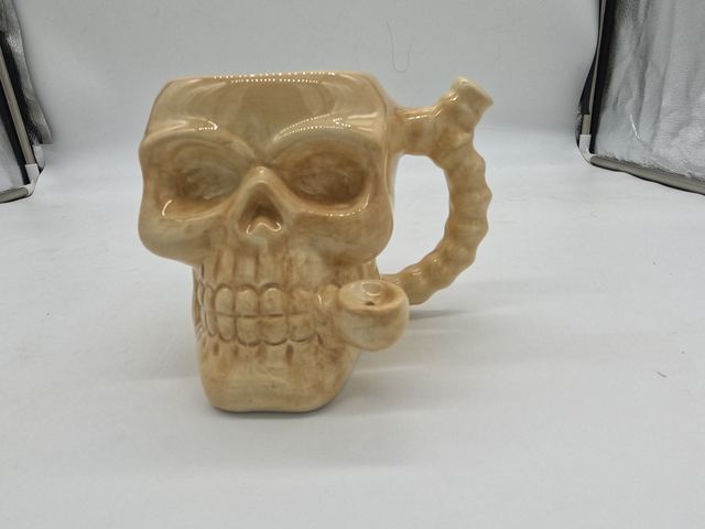 Skeleton Pipe Mug