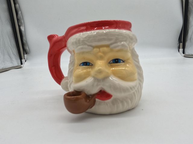 Santa ceramic pipe mug